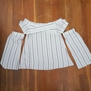 Elliatt Off-The-Shoulder Echo Top